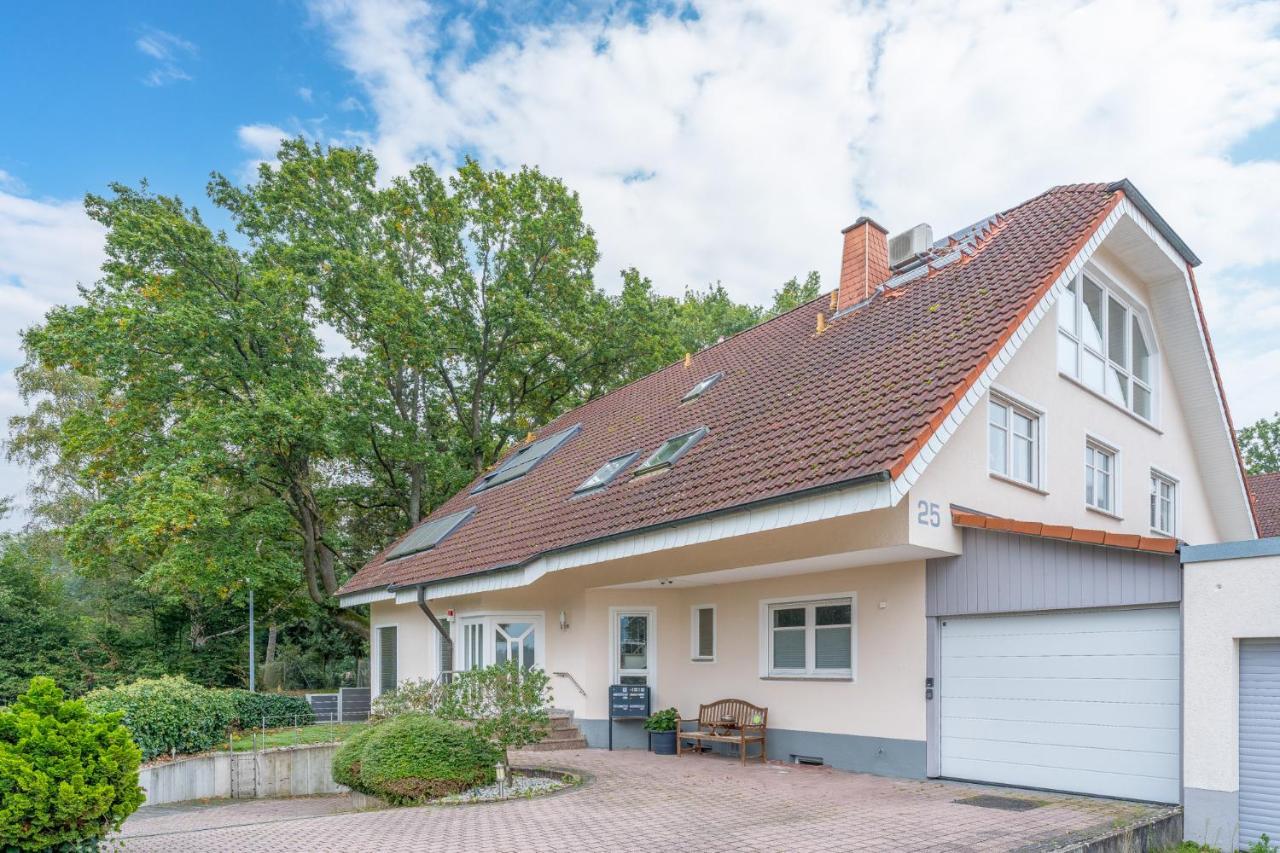 Veens Crew Home 7 Pax Dreieich Exterior photo